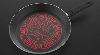 موکاپ لوگو روی ماهیتابه