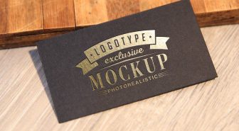 موکاپ لوگو طلایی روی کارت ویزیت کتان