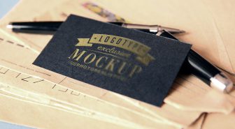 موکاپ لوگو طلایی روی کارت ویزیت کتان